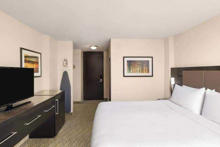 Holiday Inn Miami - International Airport by IHG