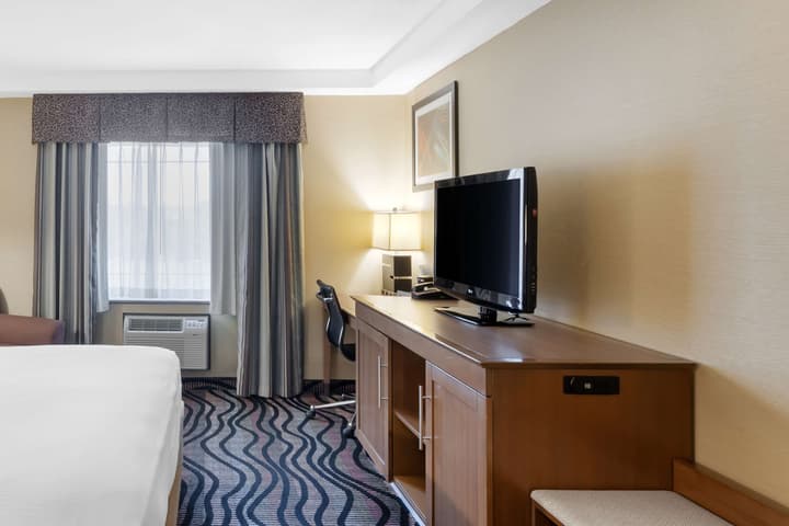 Best Western Summit Inn