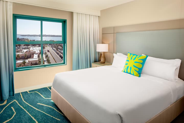Embassy Suites by Hilton San Diego Bay Downtown
