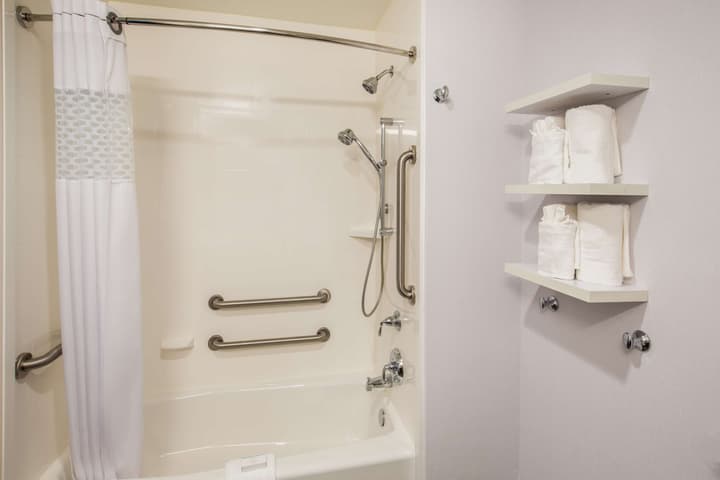 Hampton Inn Monterey
