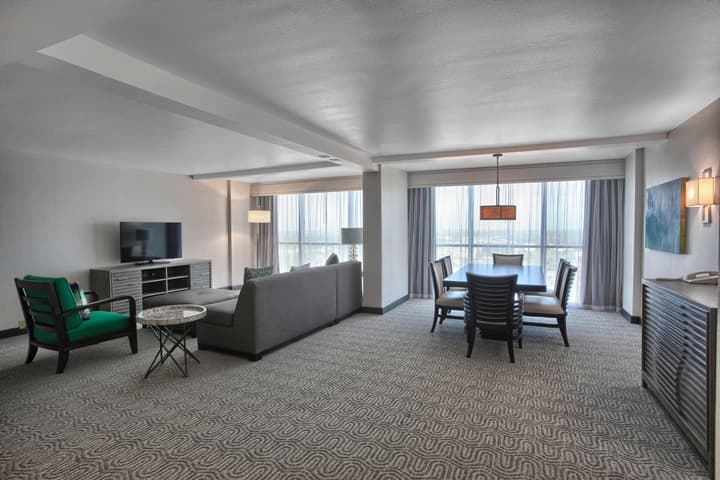 DoubleTree by Hilton at the Entrance to Universal Orlando