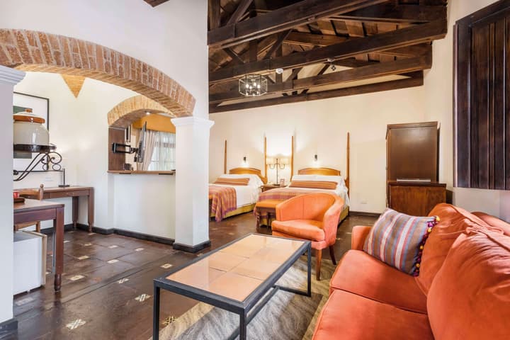 Porta Hotel Antigua
