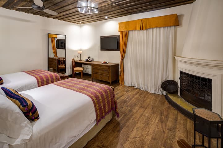Porta Hotel Antigua