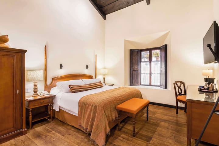 Porta Hotel Antigua
