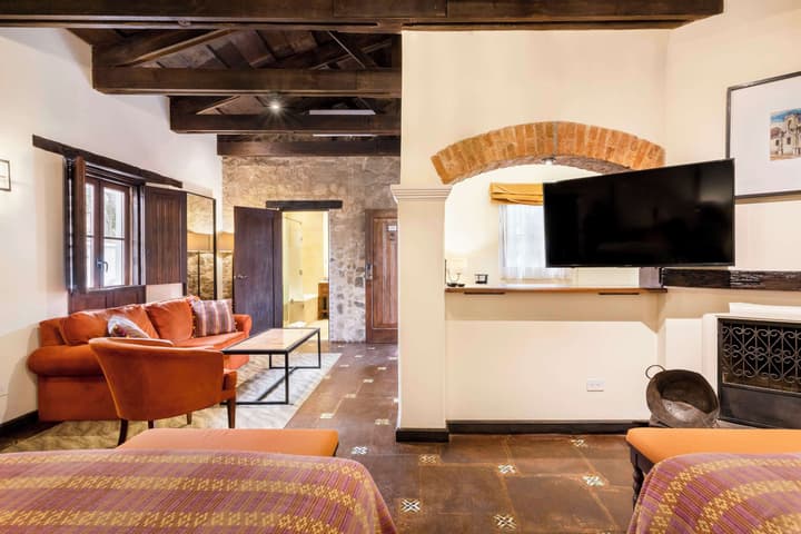 Porta Hotel Antigua