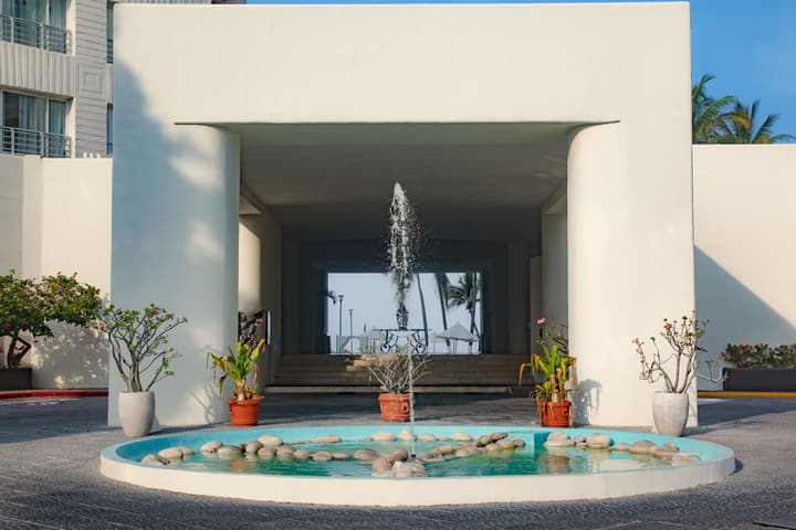Emporio Ixtapa - with Optional All Inclusive