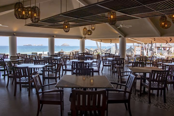 Emporio Ixtapa - with Optional All Inclusive