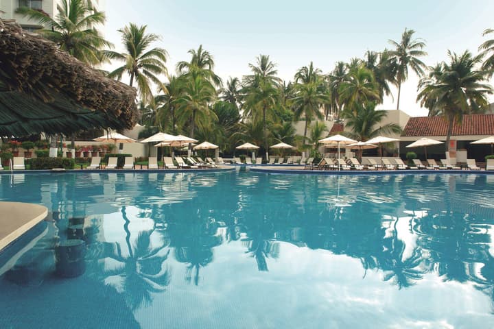 Emporio Ixtapa - with Optional All Inclusive
