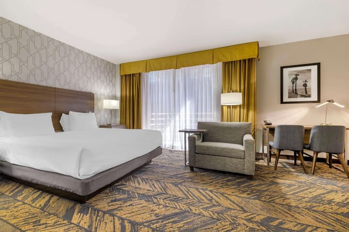 Best Western Plus Bayside Inn