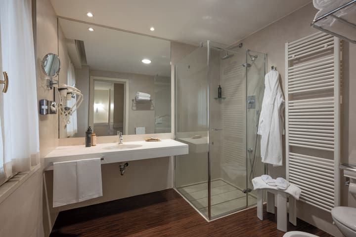 HOTEL STENDHAL