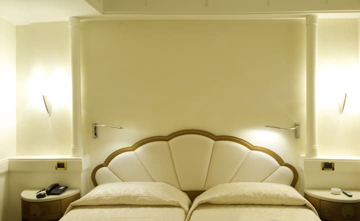 HOTEL STENDHAL