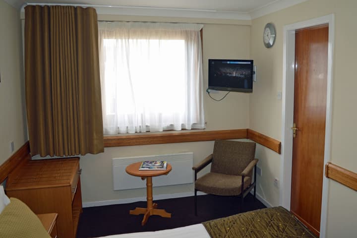 Best Western Kings Manor Hotel