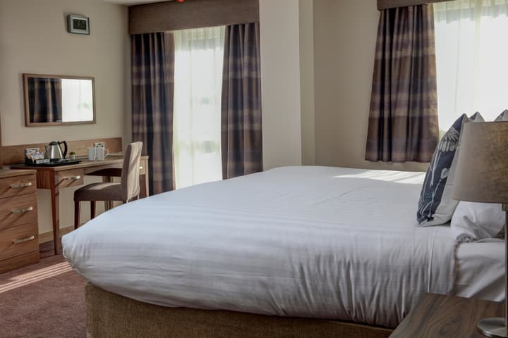 Best Western Kings Manor Hotel