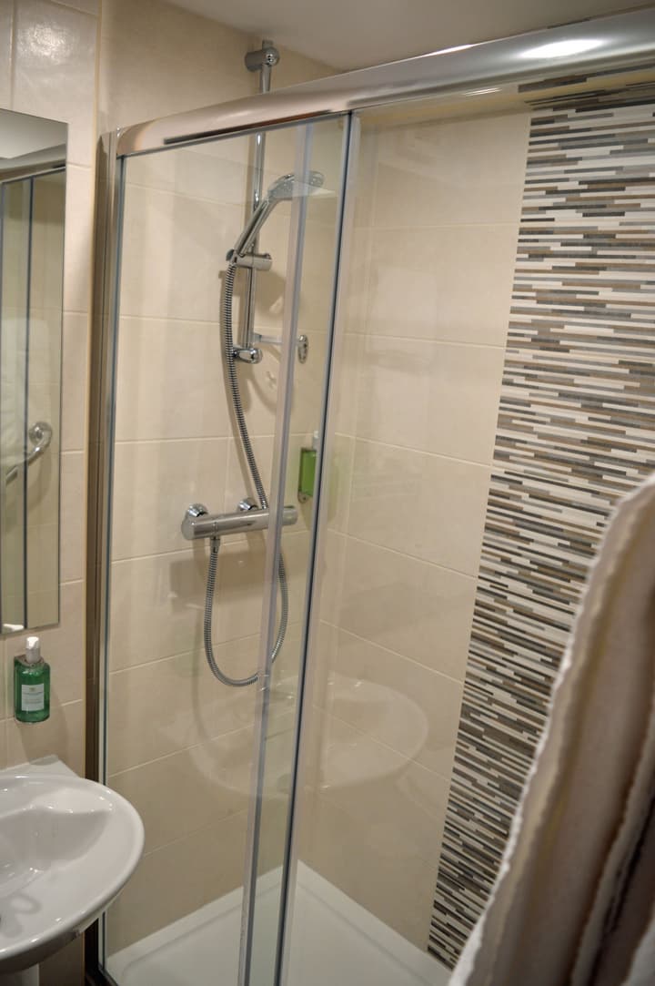 Best Western Kings Manor Hotel