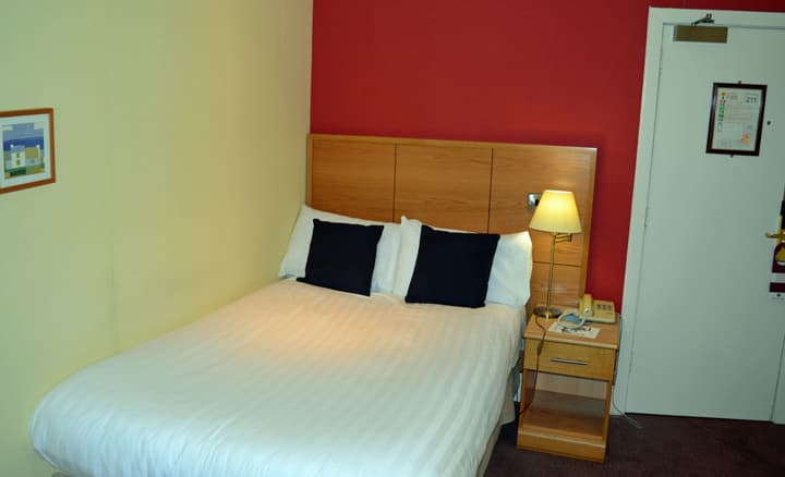 Best Western Kings Manor Hotel