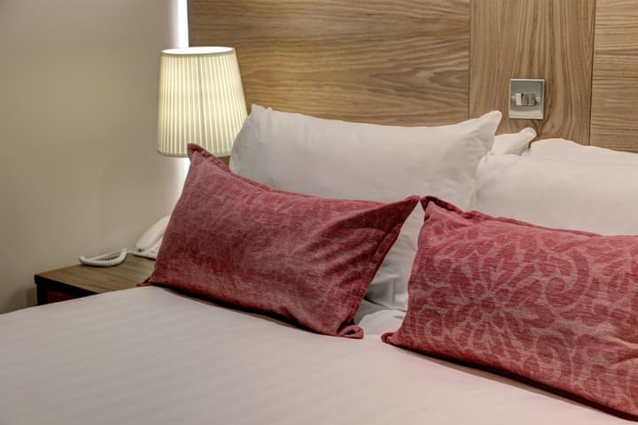 Best Western Kings Manor Hotel