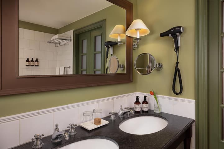 NH Brugge Hotel