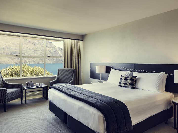 Mövenpick Queenstown