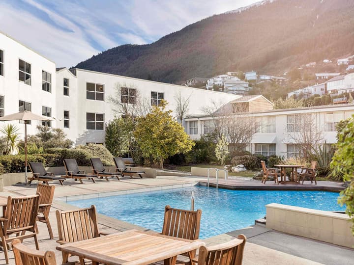 Mövenpick Queenstown