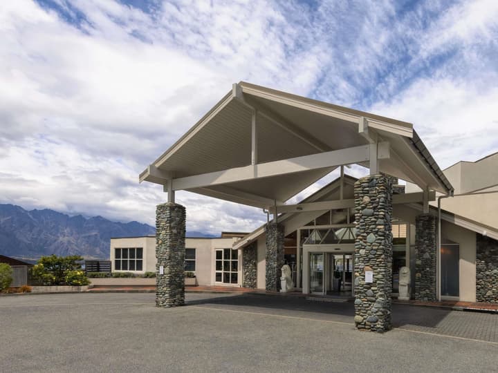 Mövenpick Queenstown
