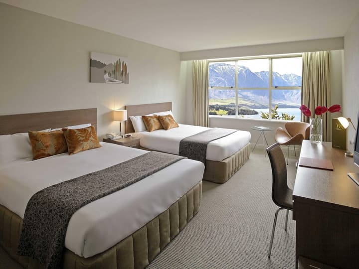 Mövenpick Queenstown
