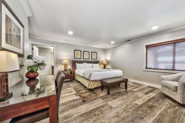Forest Suites Resort at Heavenly Village