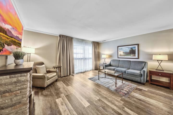Forest Suites Resort at Heavenly Village