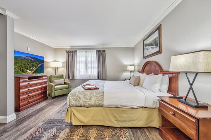 Forest Suites Resort at Heavenly Village