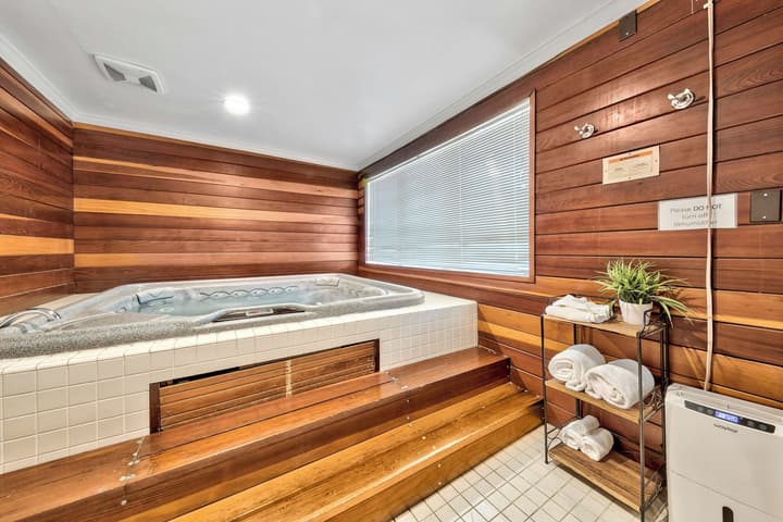 Forest Suites Resort at Heavenly Village