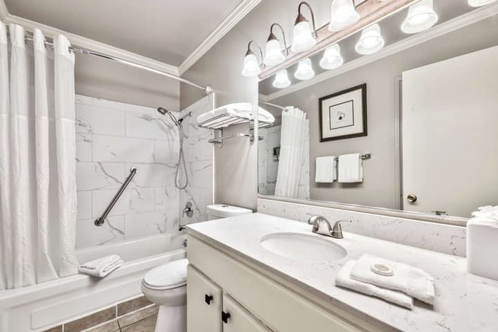 Forest Suites Resort at Heavenly Village