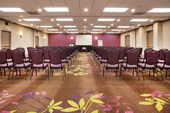 Holiday Inn Toronto - Int'l Airport by IHG