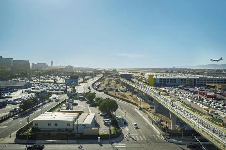 Renaissance Los Angeles Airport Hotel