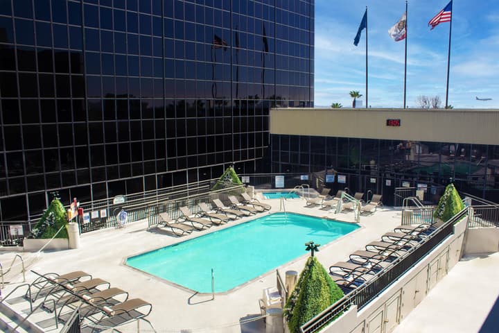 Hilton Los Angeles Airport