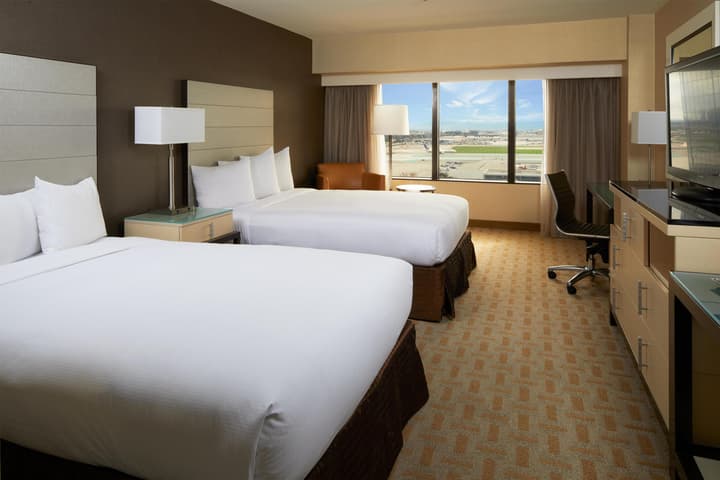 Hilton Los Angeles Airport