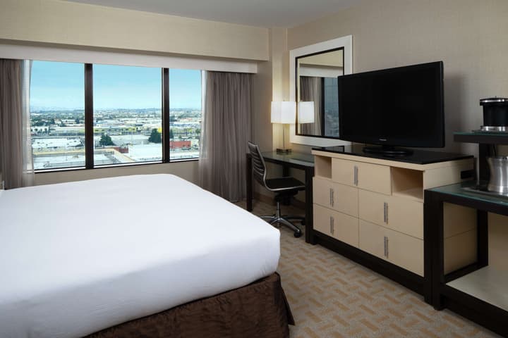 Hilton Los Angeles Airport