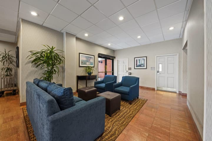 Comfort Inn by the Bay