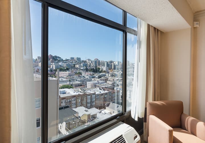 Comfort Inn by the Bay
