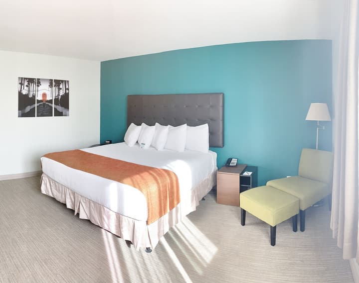 Redac Gateway Hotel In Torrance