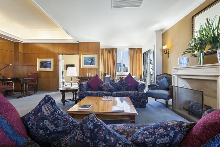Claridge Hotel
