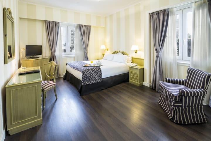 Claridge Hotel