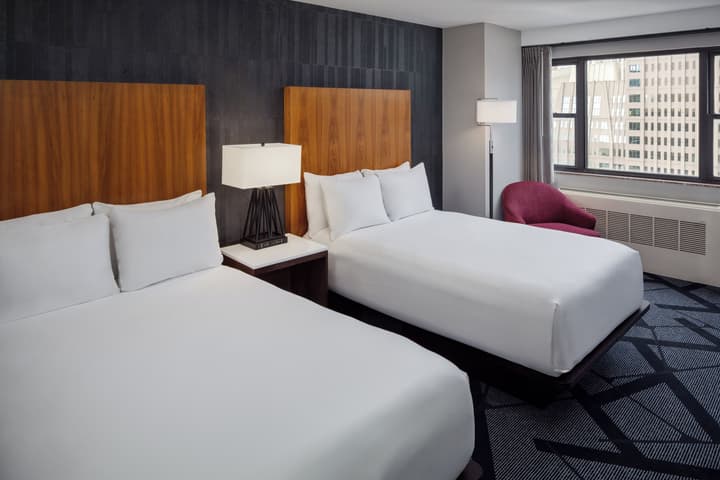 DoubleTree by Hilton Hotel & Suites Pittsburgh Downtown