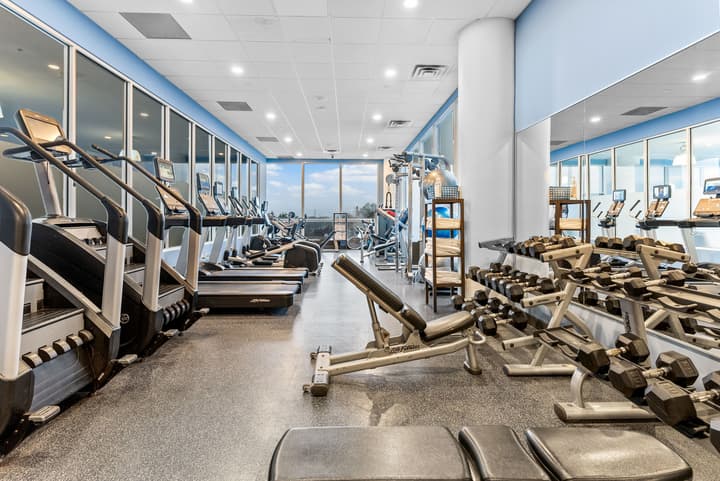 Wyndham Grand Fallsview Hotel