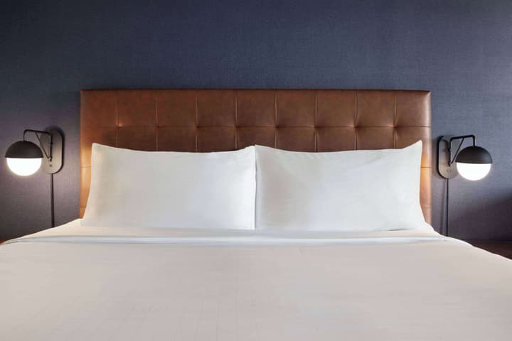 Wyndham Grand Fallsview Hotel