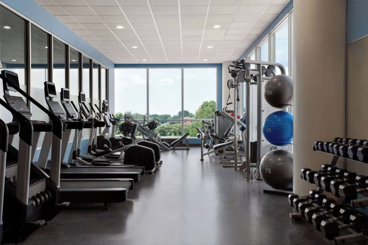 Wyndham Grand Fallsview Hotel