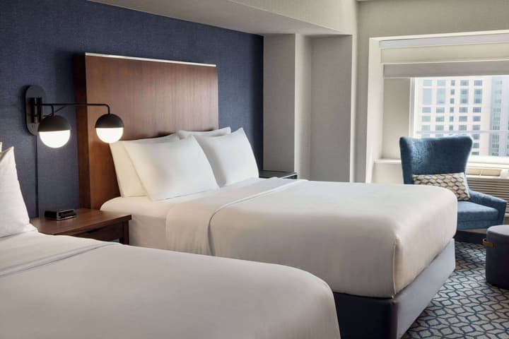 Wyndham Grand Fallsview Hotel
