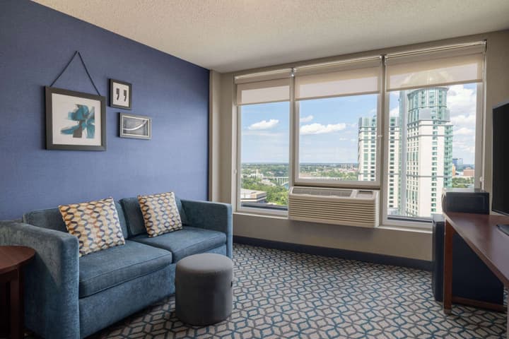 Wyndham Grand Fallsview Hotel