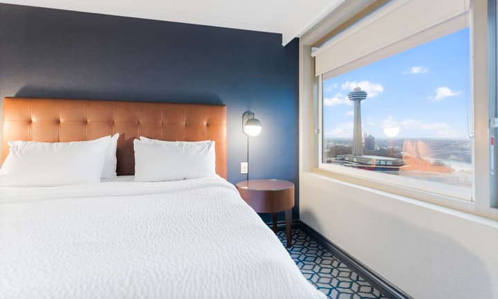 Wyndham Grand Fallsview Hotel