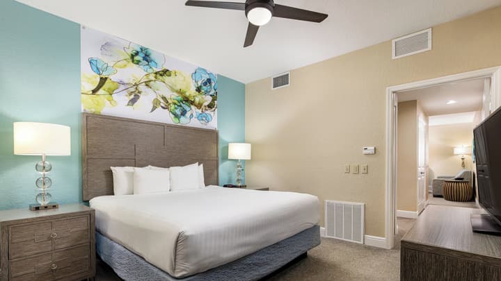 Holiday Inn Club Vacations at Orange Lake Resort by IHG