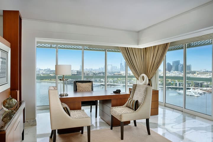 Sheraton Dubai Creek Hotel & Towers