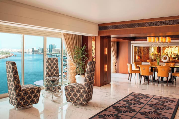 Sheraton Dubai Creek Hotel & Towers